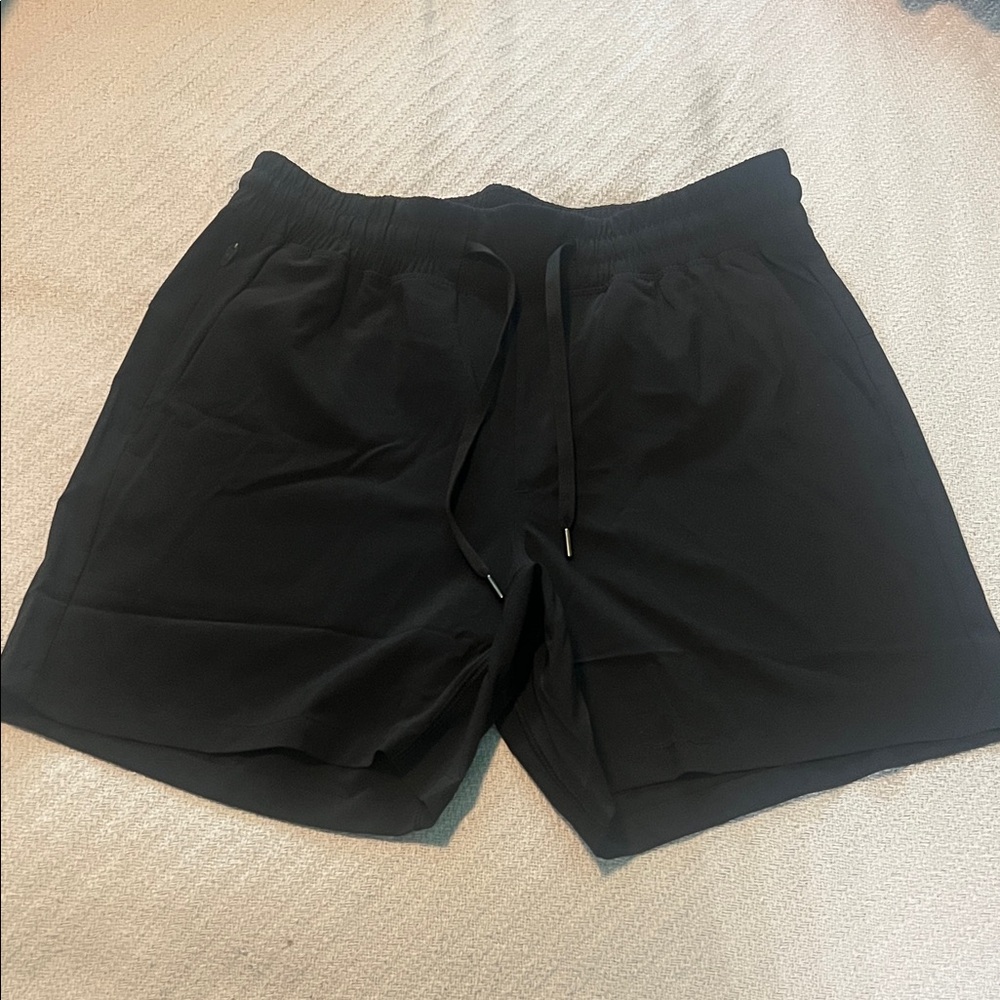 CRZ YOGA Men's Black Athletic Drawstring Shorts - Minimal Performance